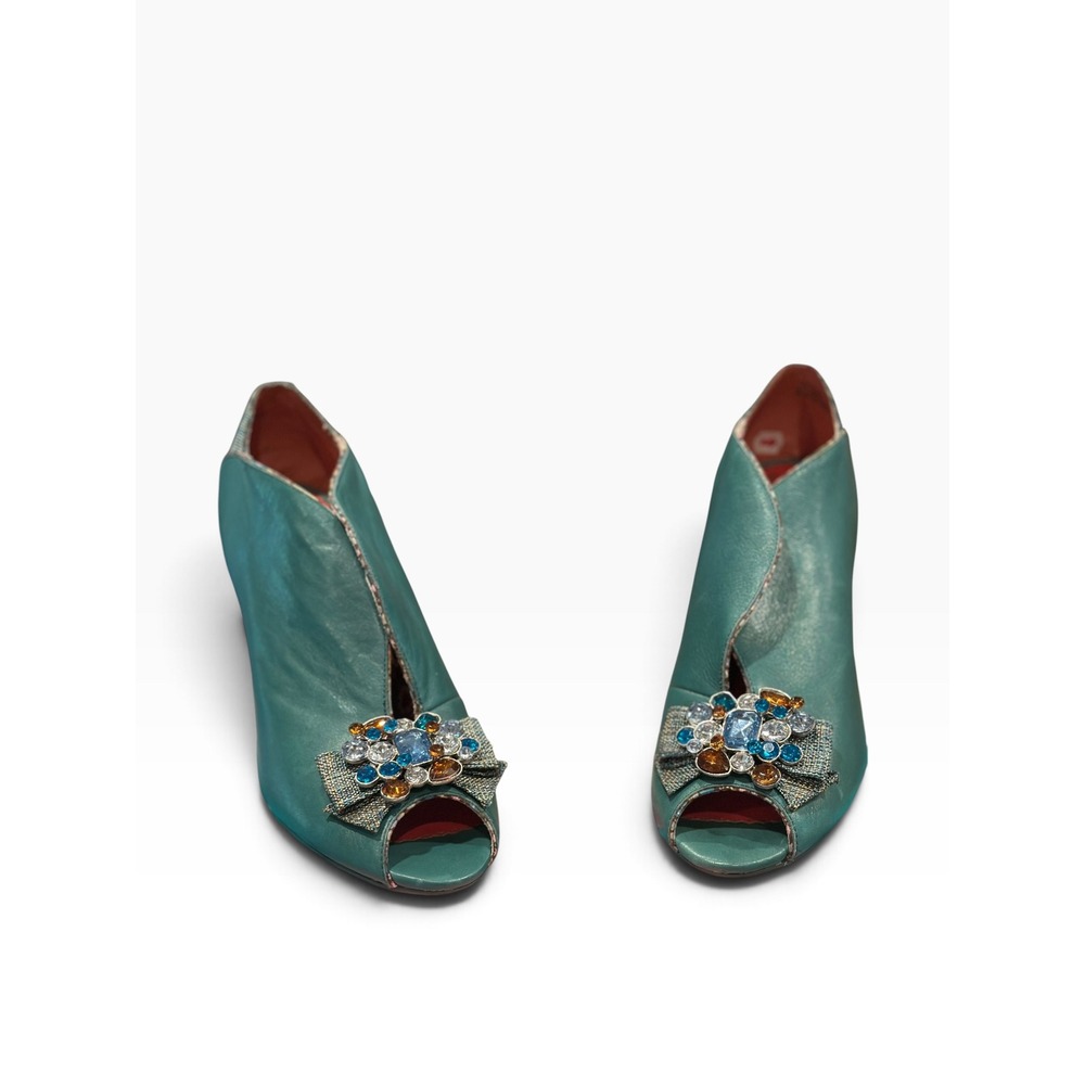 Poetic Licence 9M Red Alert Artic Teal Leather Jewel Brooch Peep Toe Heels 40